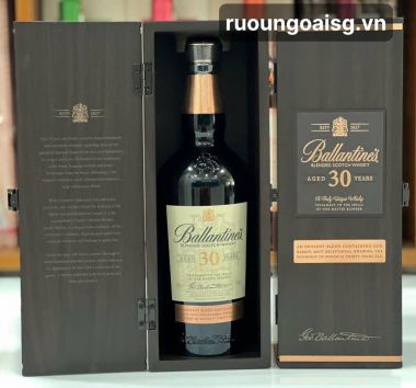 BALLANTINE'S 30 NĂM