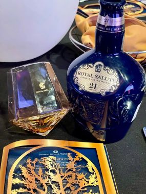 Rượu Whisky Royal Salute 21- Hộp Quà Tết 2025 - Chivas 21