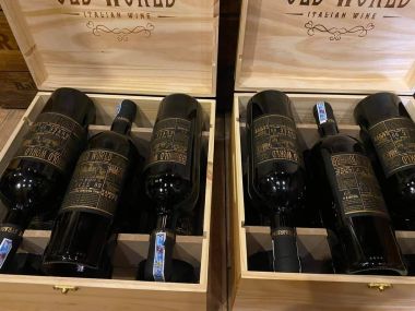 Vang đỏ Ý Old World Cuvee 99 