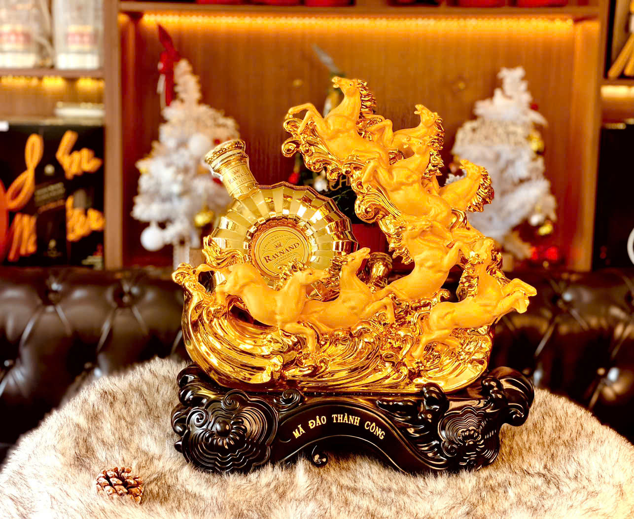 RƯỢU 8 CHÚ NGỰA PHI NƯỚC ĐẠI 2026