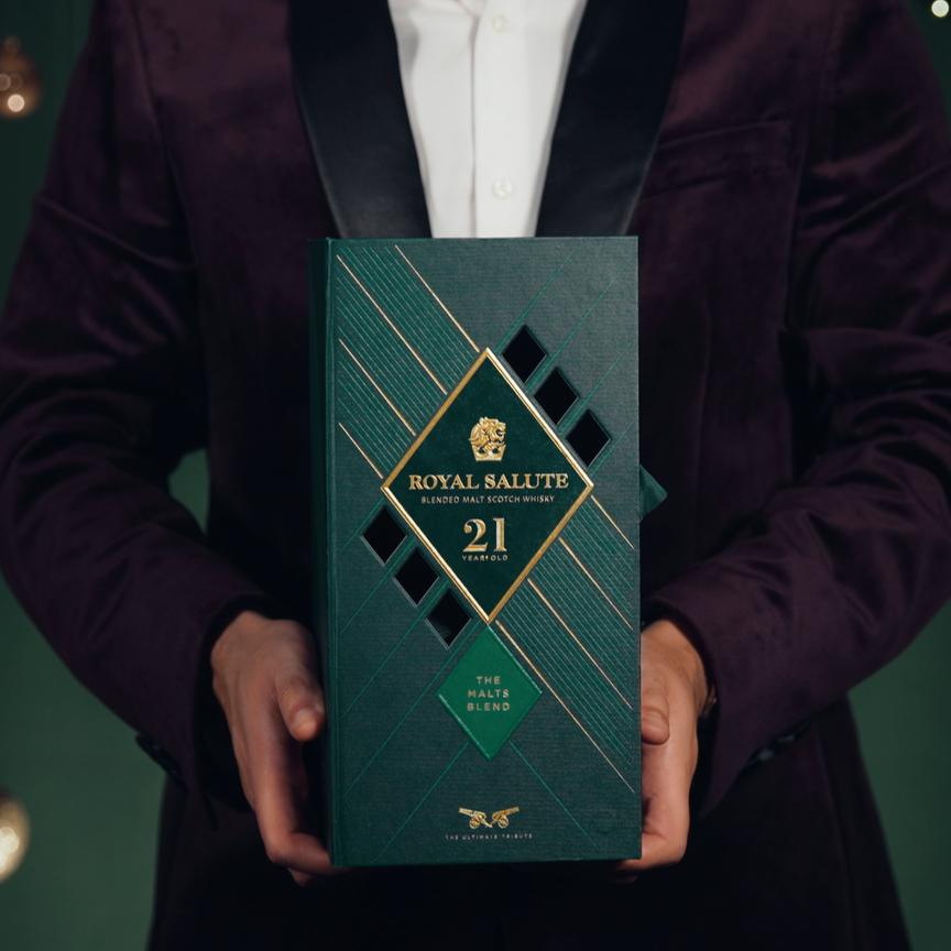 Rượu Chivas 21 năm Malts Blend xanh lá 
