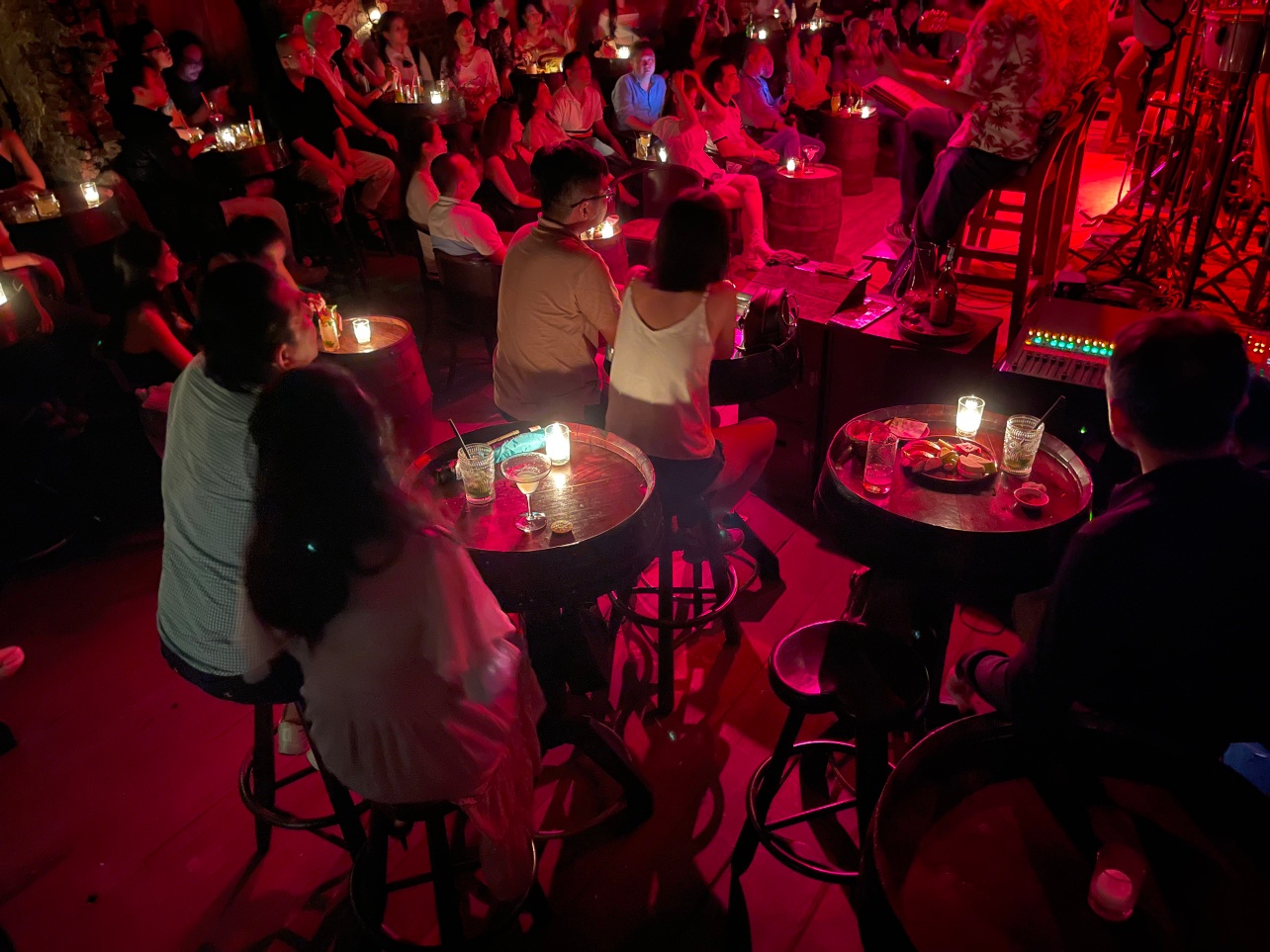 CARMEN BAR - QUẬN 1