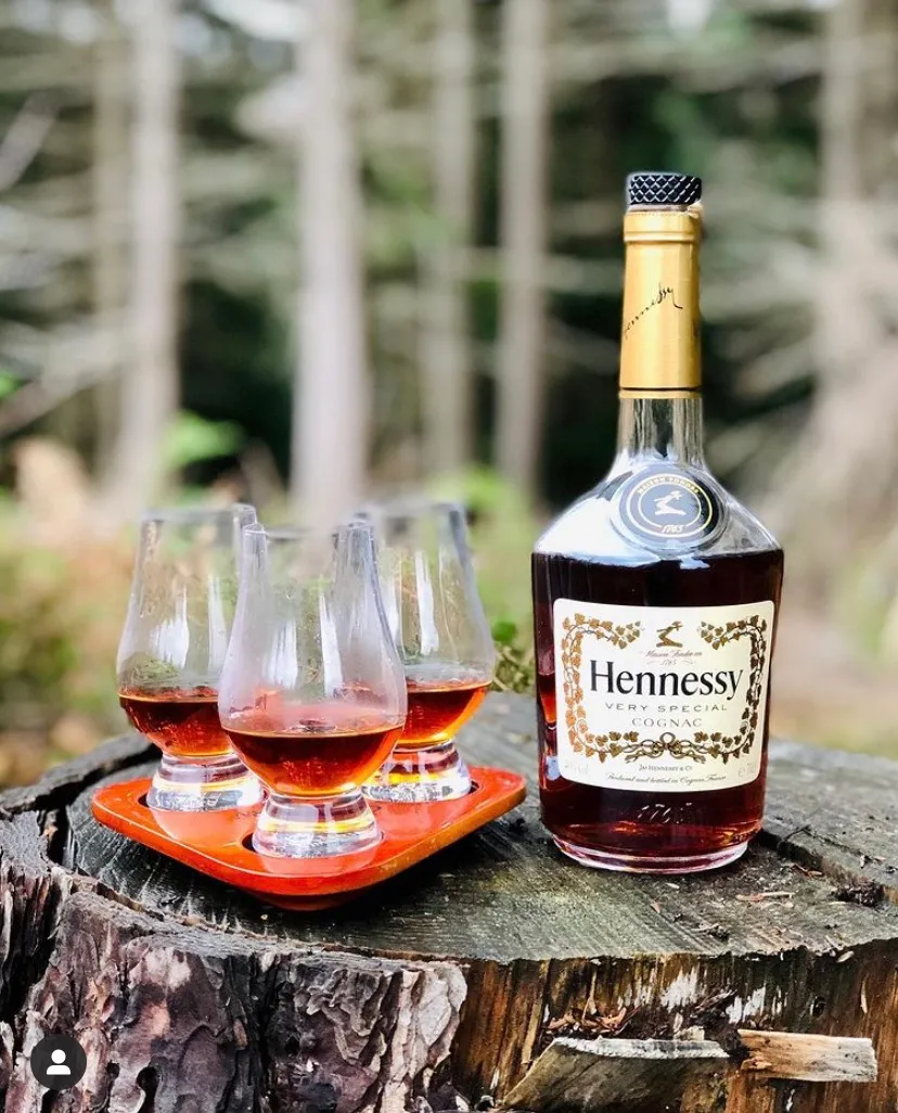 Hennessy VS Bông - Tết 2020