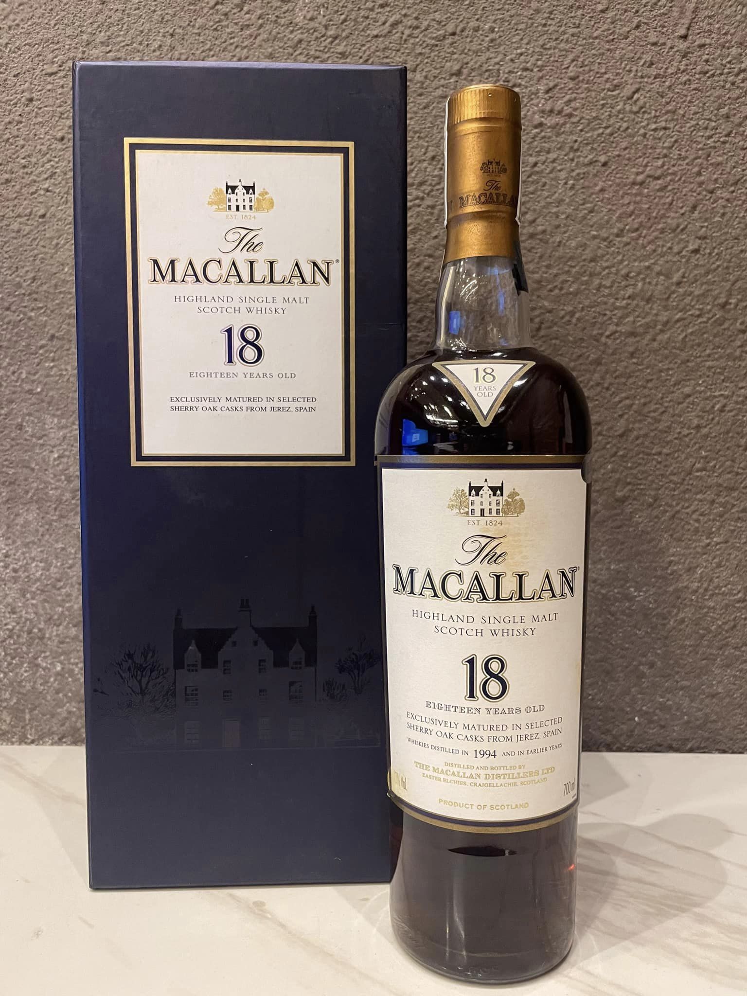 Khám Phá Macallan 18 Years Old: Đỉnh Cao Của Nghệ Thuật Chưng Cất Whisky