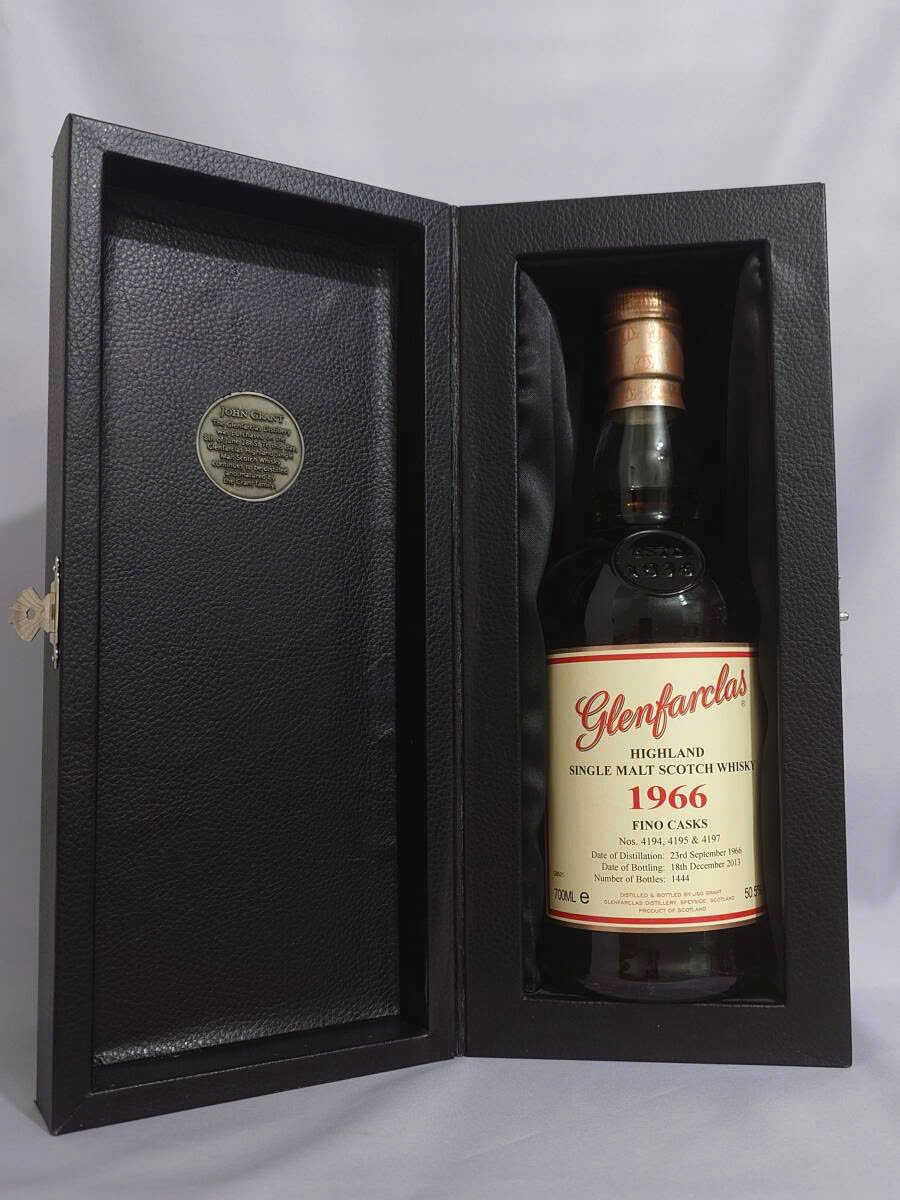 GLENFARCLAS 1966 - SINGLE CASK