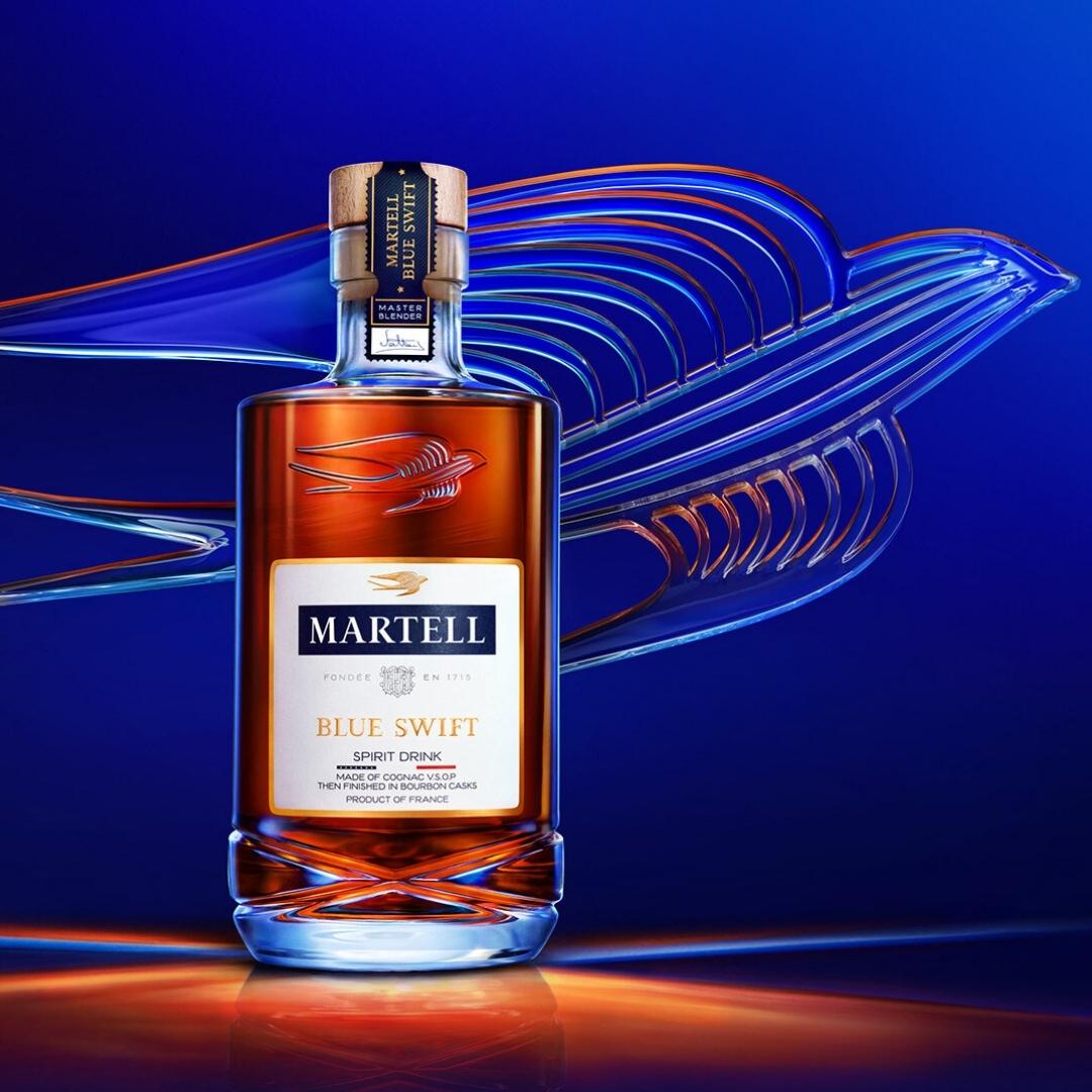 Martell Blue Swift - Hộp Quà 2025