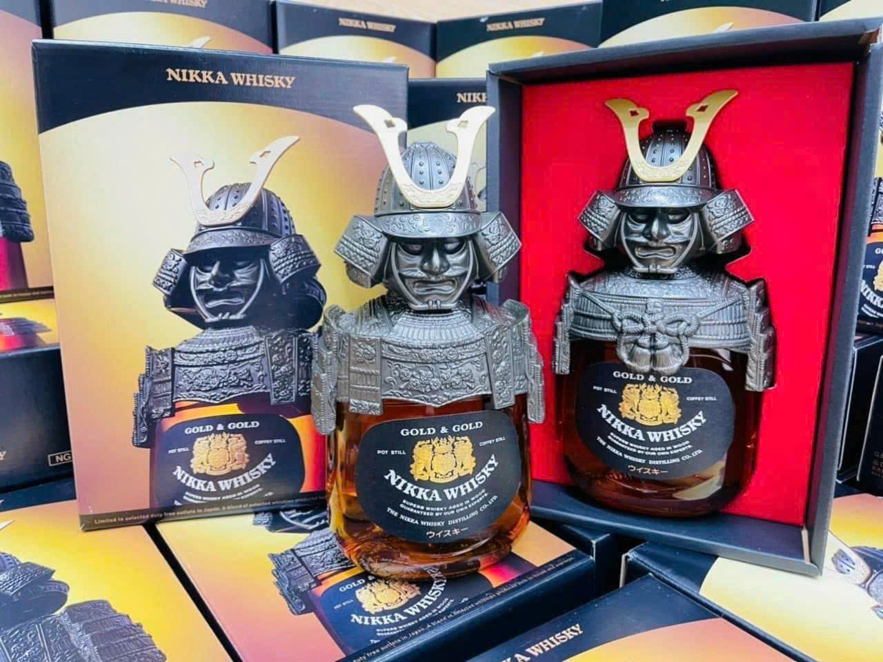 RƯỢU WHISKY NIKKA - SAMURAI GOLD & GOLD